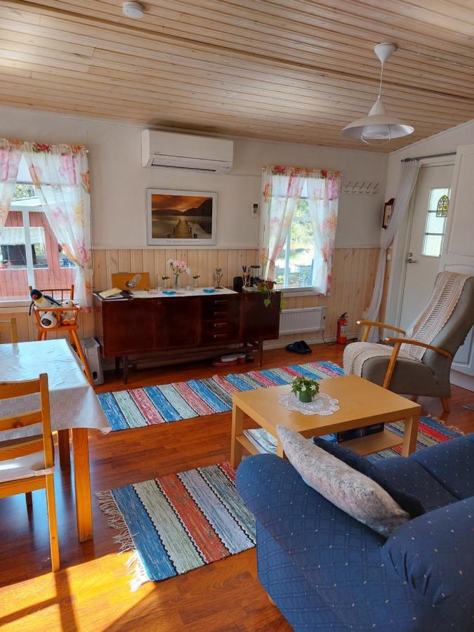 Ilmastoitu Kesaemoekki Askolassa Laehellae Porvoota Экстерьер фото